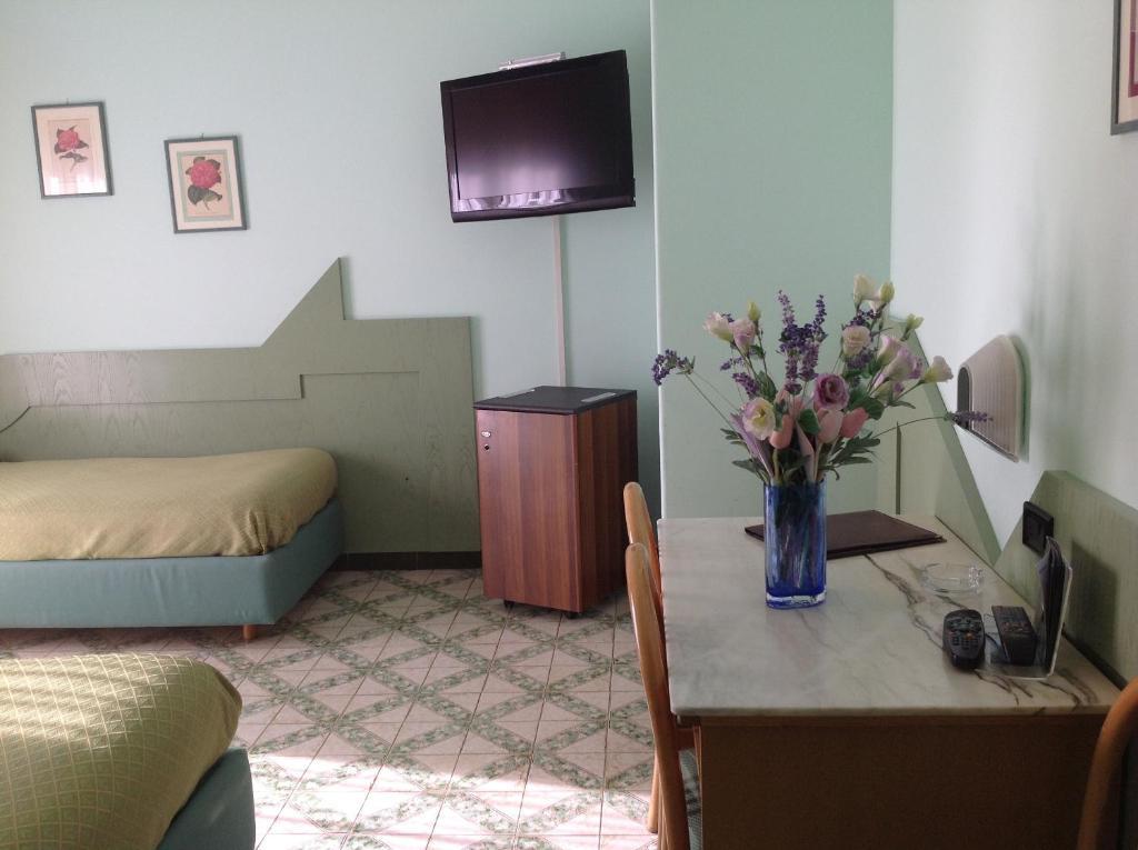 Hotel Giovanna Pompeji Szoba fotó