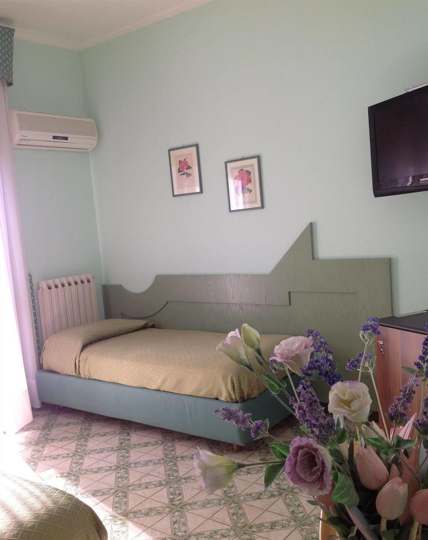Hotel Giovanna Pompeji Kültér fotó